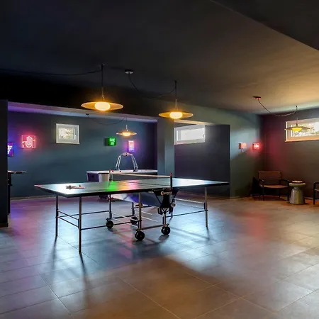 A8 - Komfortables Mit Zwei Baedern, Ueberdachtem Balkon & Ruhiger Lage Inmitten Der Im 